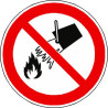 Panneau Interdiction Éteindre Eau P011 | Signalétique Incendie